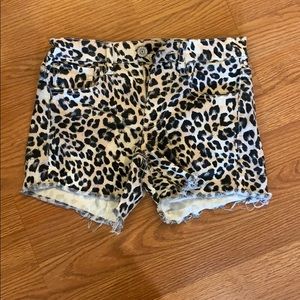 NWOT Express leopard shorts